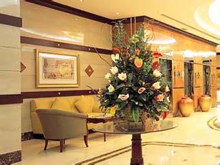 Embassy Suites Hotel Шарджа Экстерьер фото